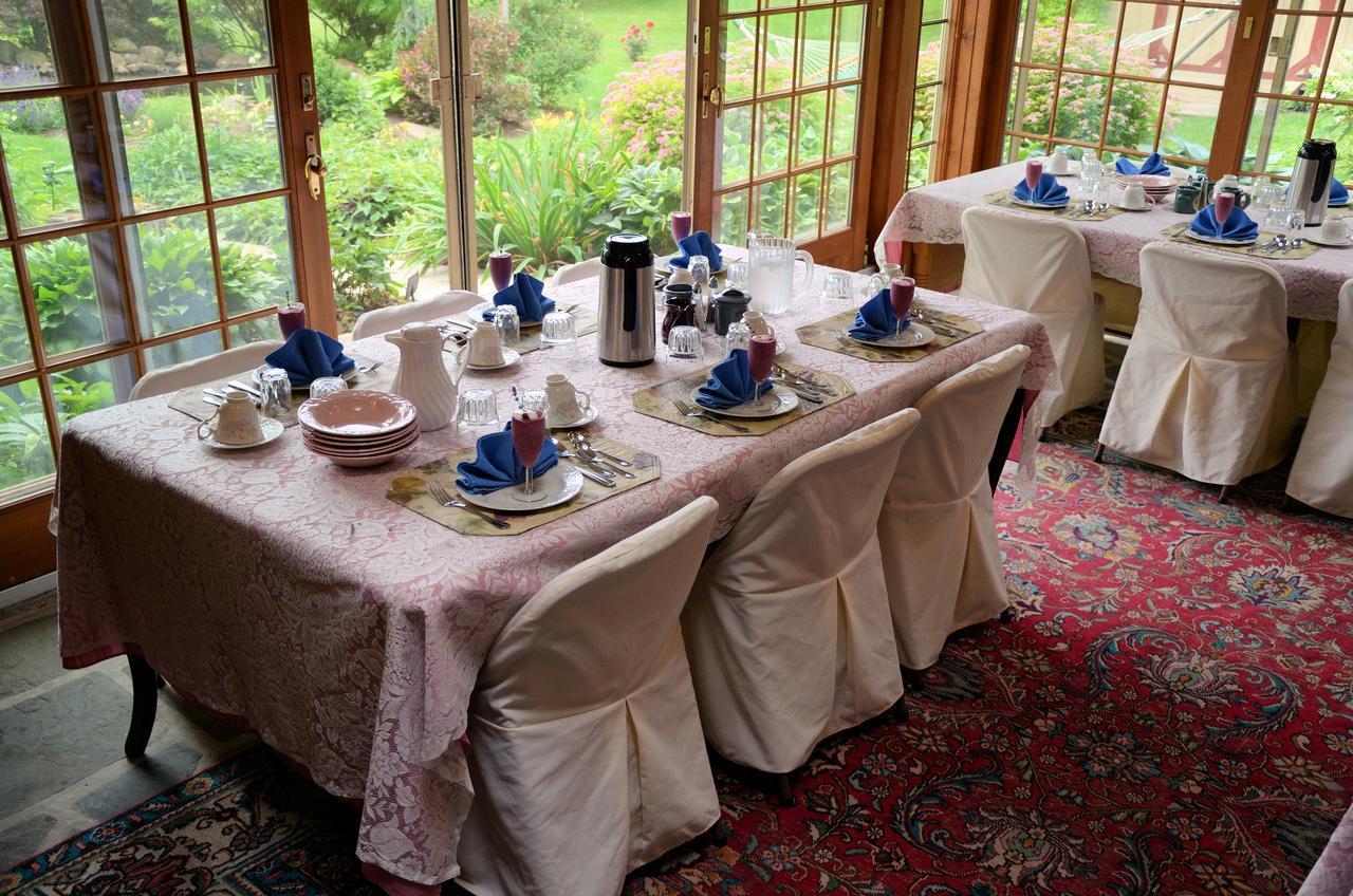 Churchtown Inn Bed And Breakfast Narvon Exteriör bild